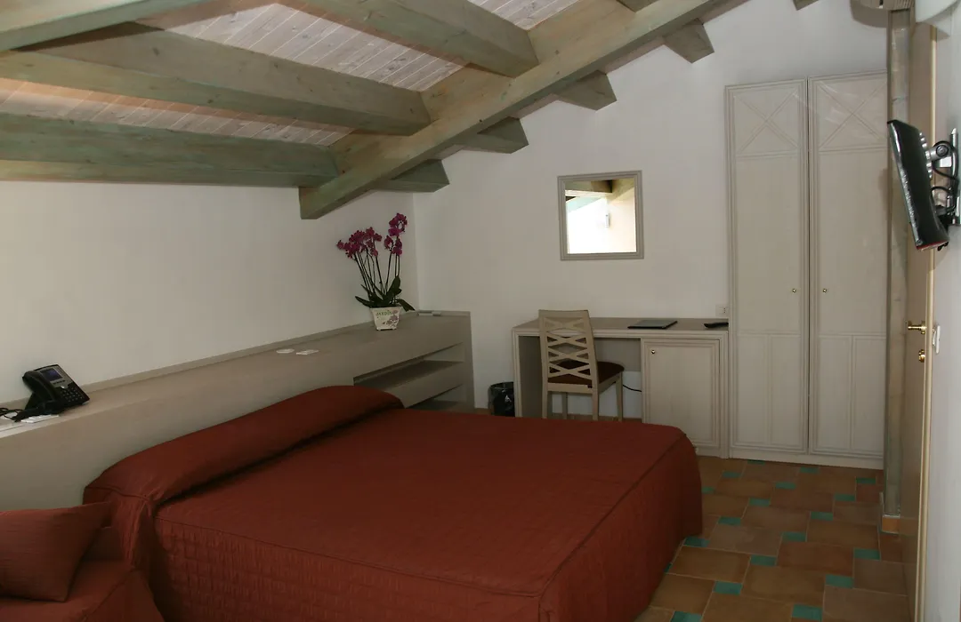 Hotel Villa Fanusa-1