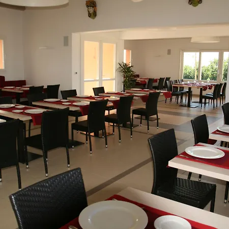 Hotel Villa Fanusa-2